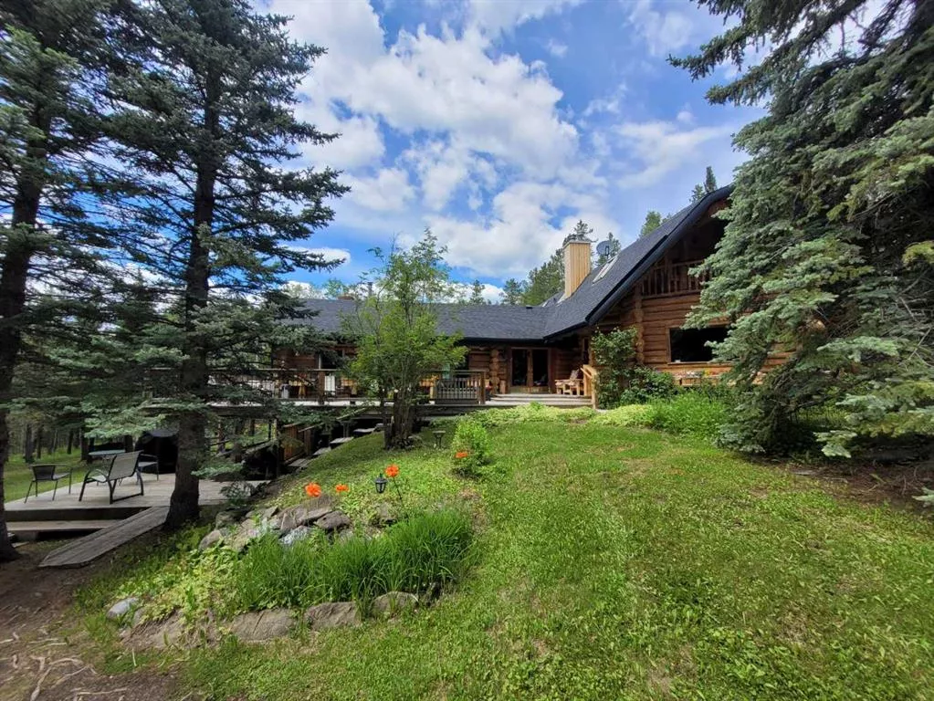 Welcome to 64 Breezewood Bay!
