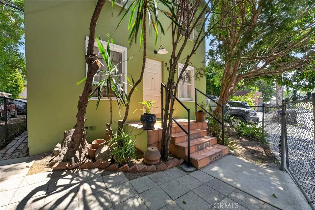 Main Image