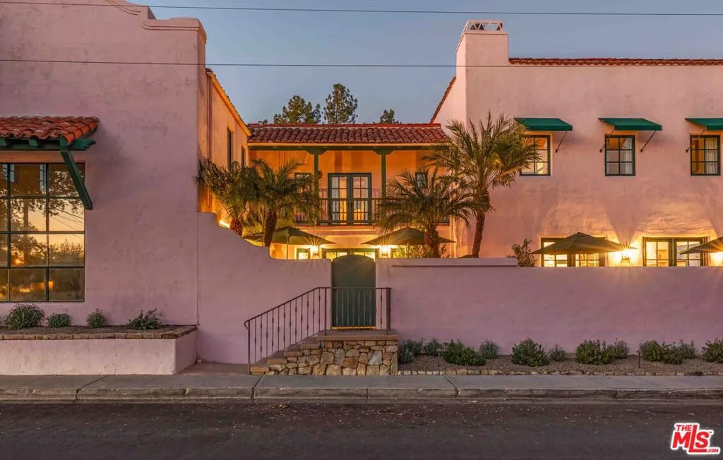 Main Image