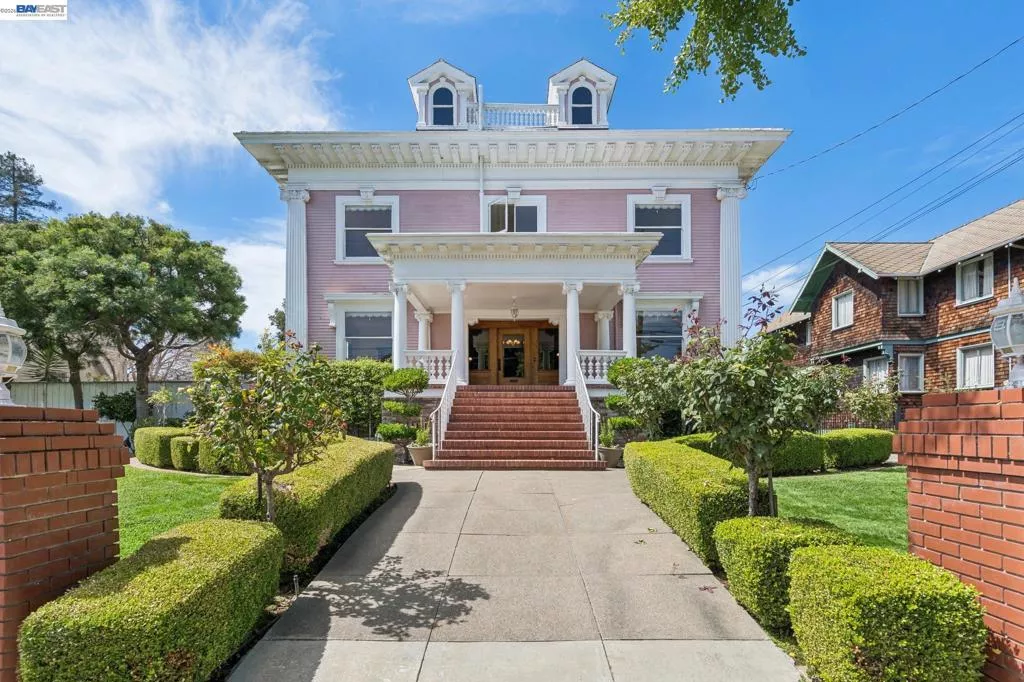 Main Image