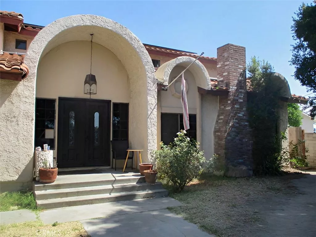 Main Image