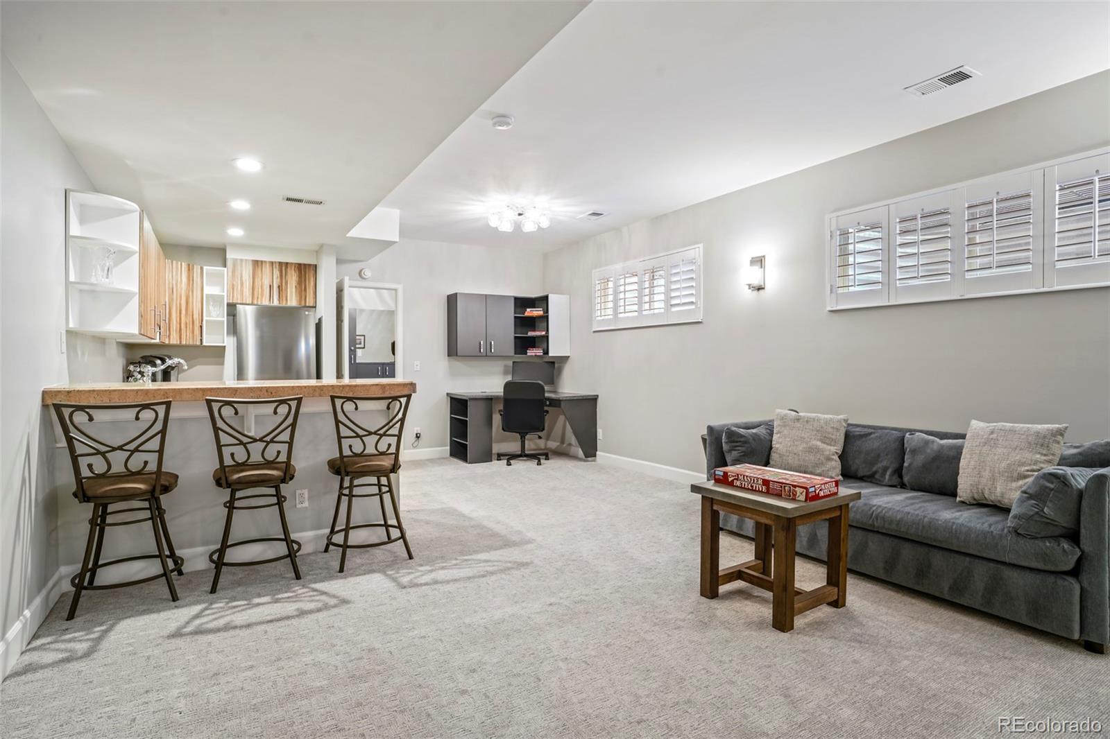 Lower level living room with kitchen and ensuite bathroom and separate lockoff!