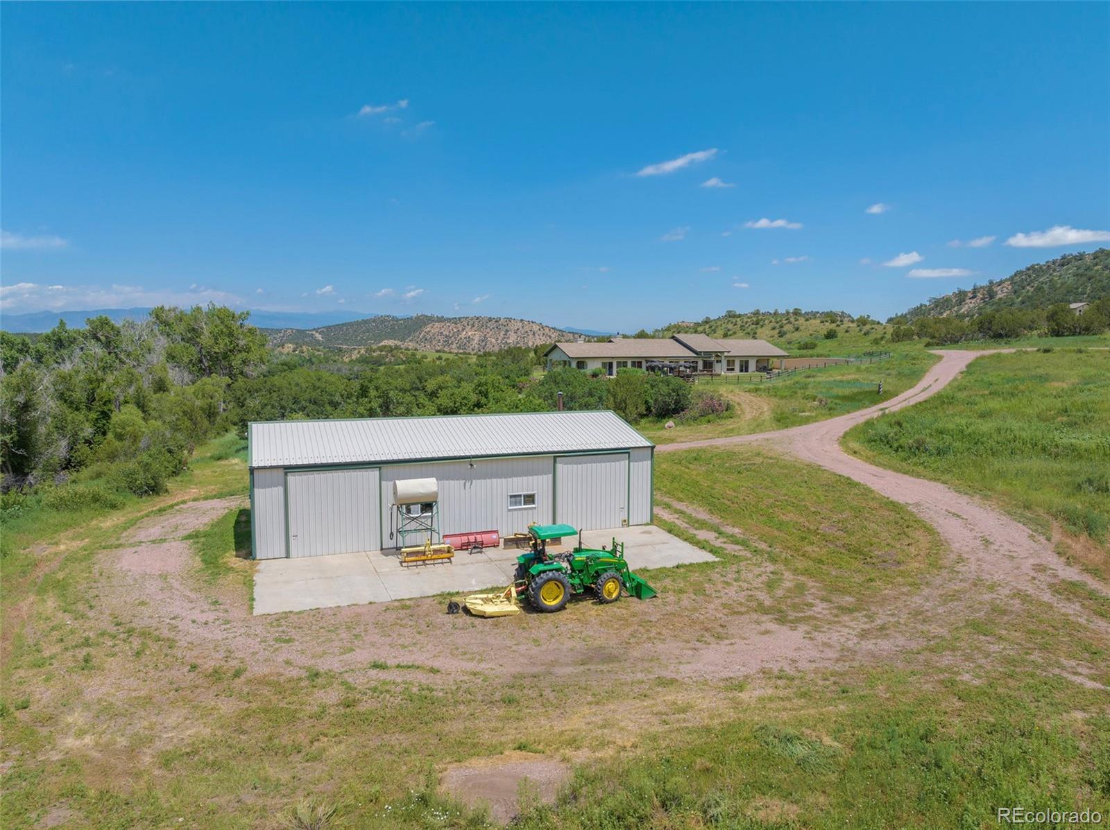 Barn/Workshop (northeast views)