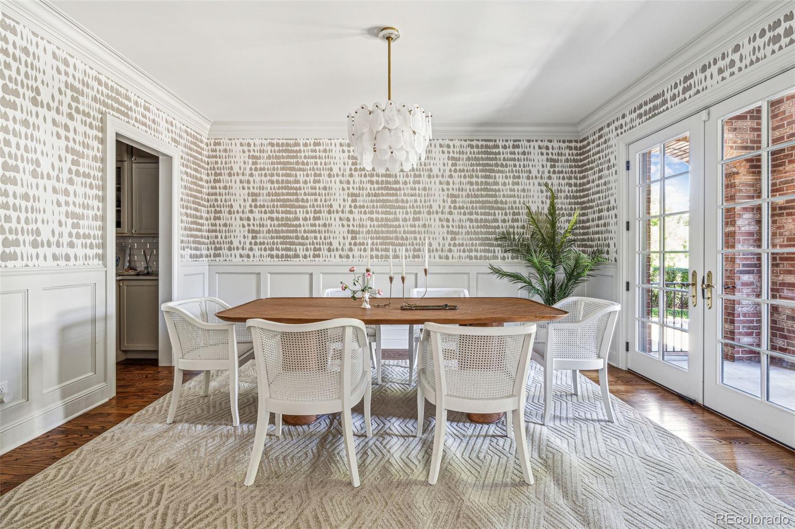 Formal dining room