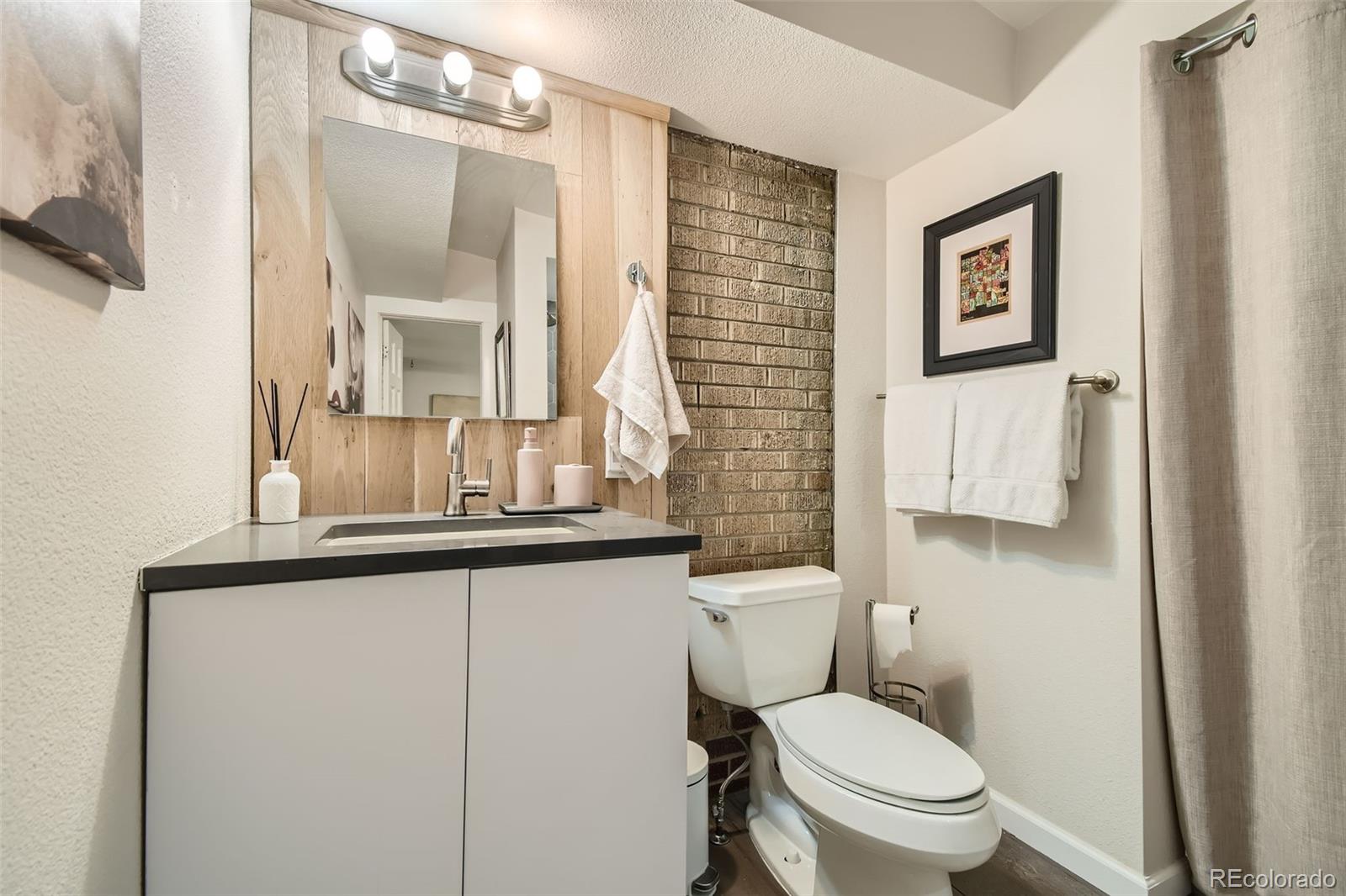 Updated 3/4 Bathroom with Laundry & Utility closet