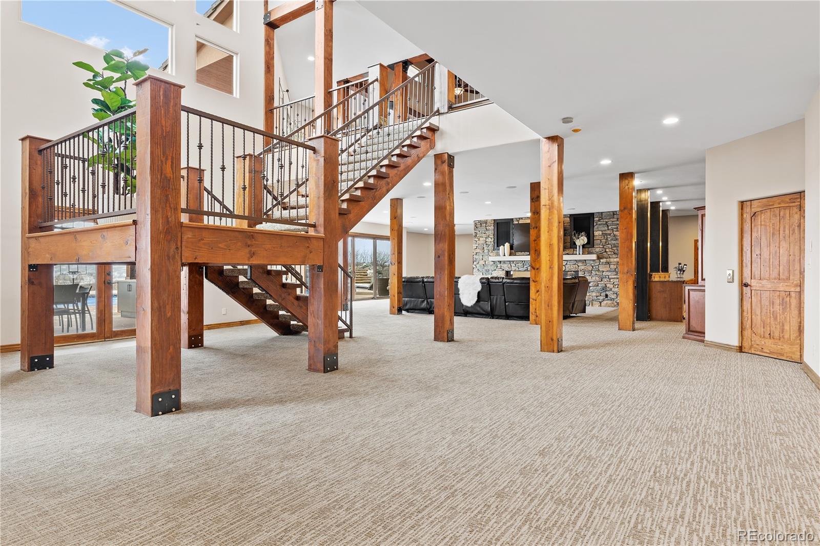 Central staircase to the lower walkout level