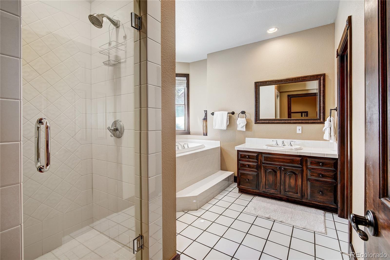 lower level king guest suite 5 piece bath