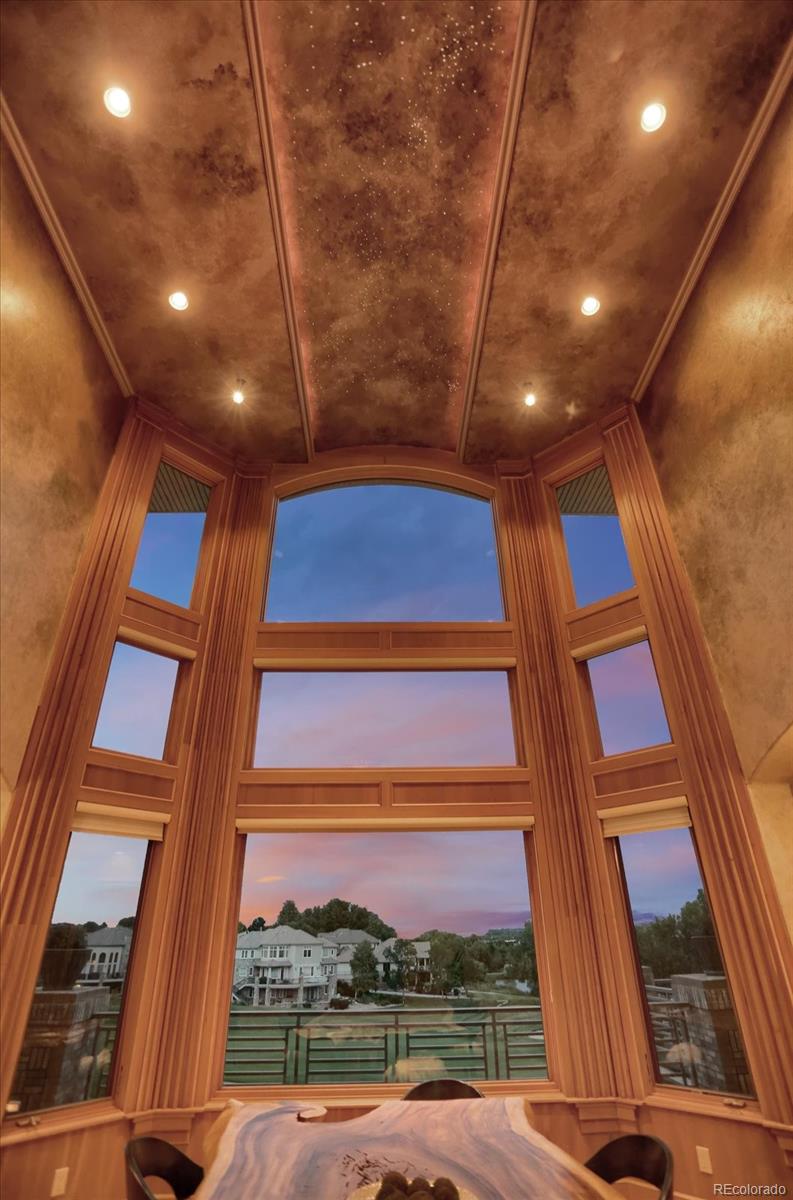 Dining room windows and ceiling