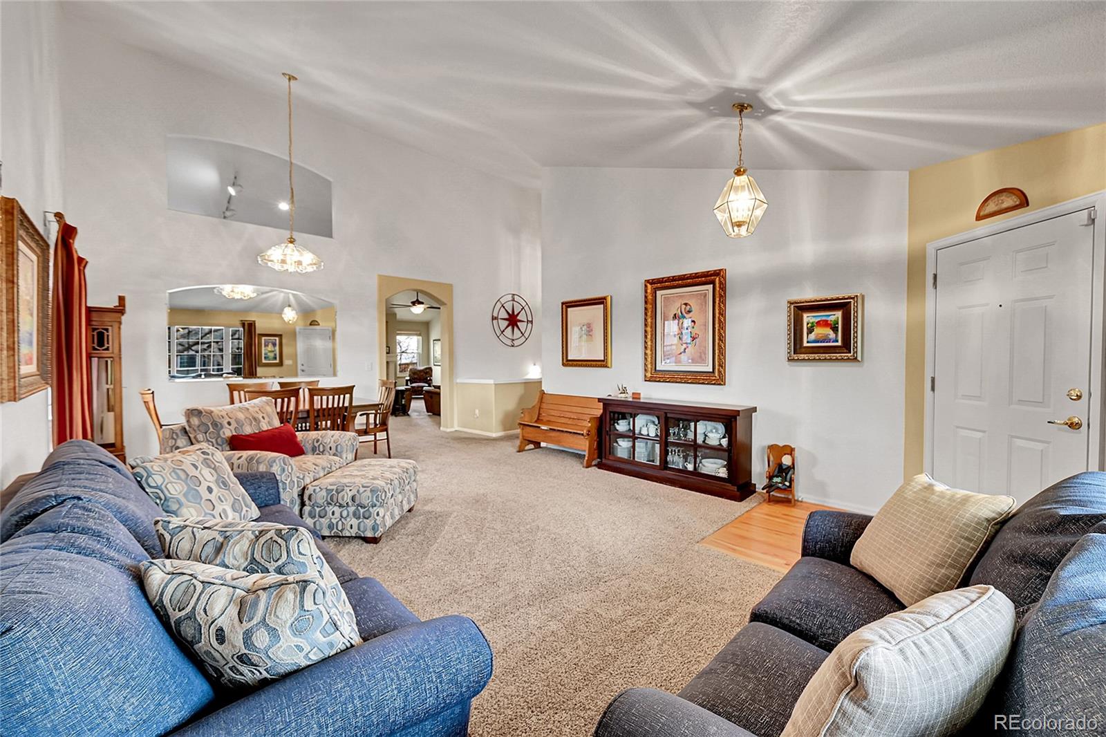 Open living room with vaulted ceilings