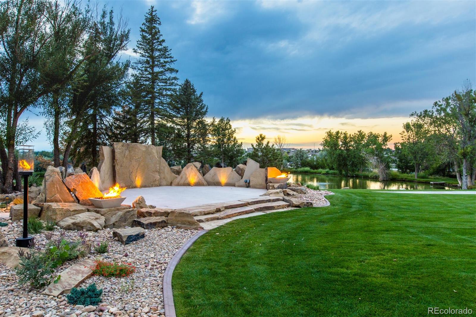 This outdoor amphitheater could be the perfect place for your favorite band to play at a wedding or event. The lighting, the sounds, the view is all something out of a dream, your dream possibly?