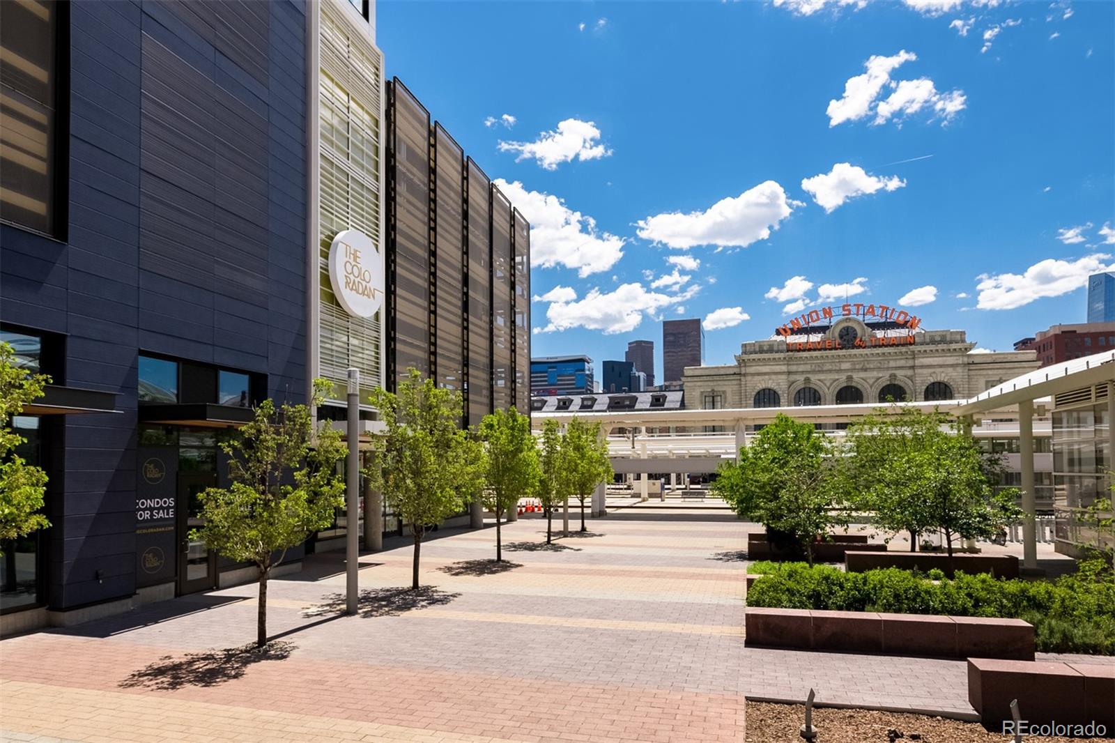 The Coloradan Plaza