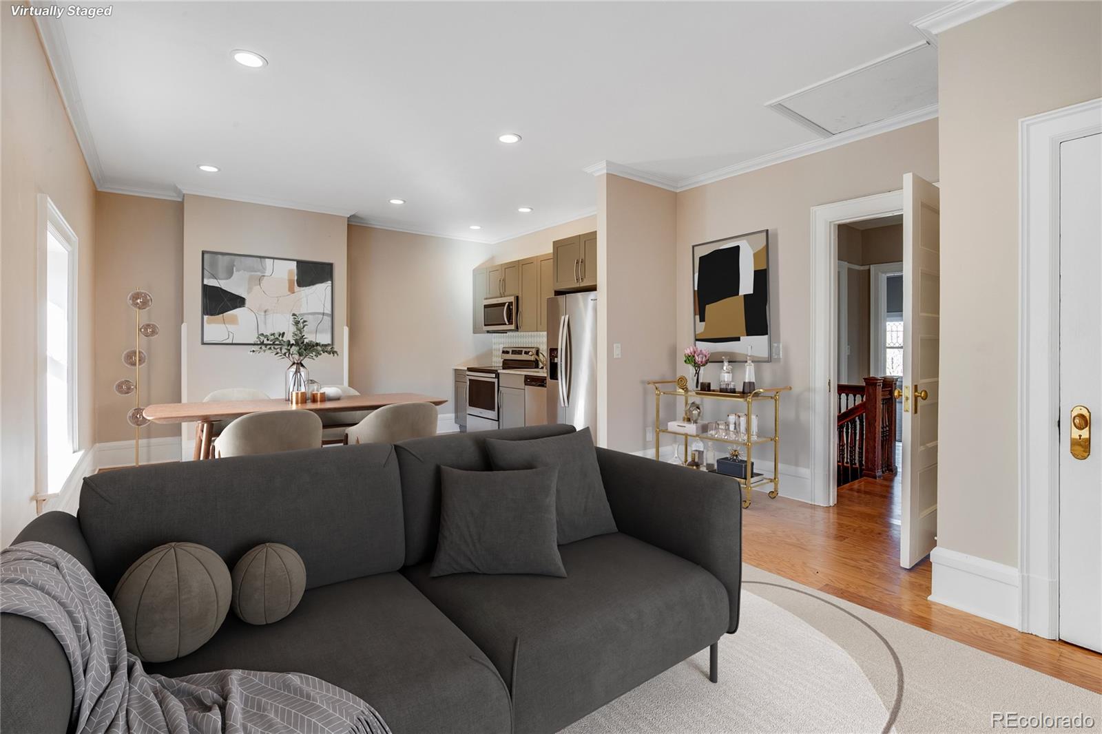 upper kitchen with family room