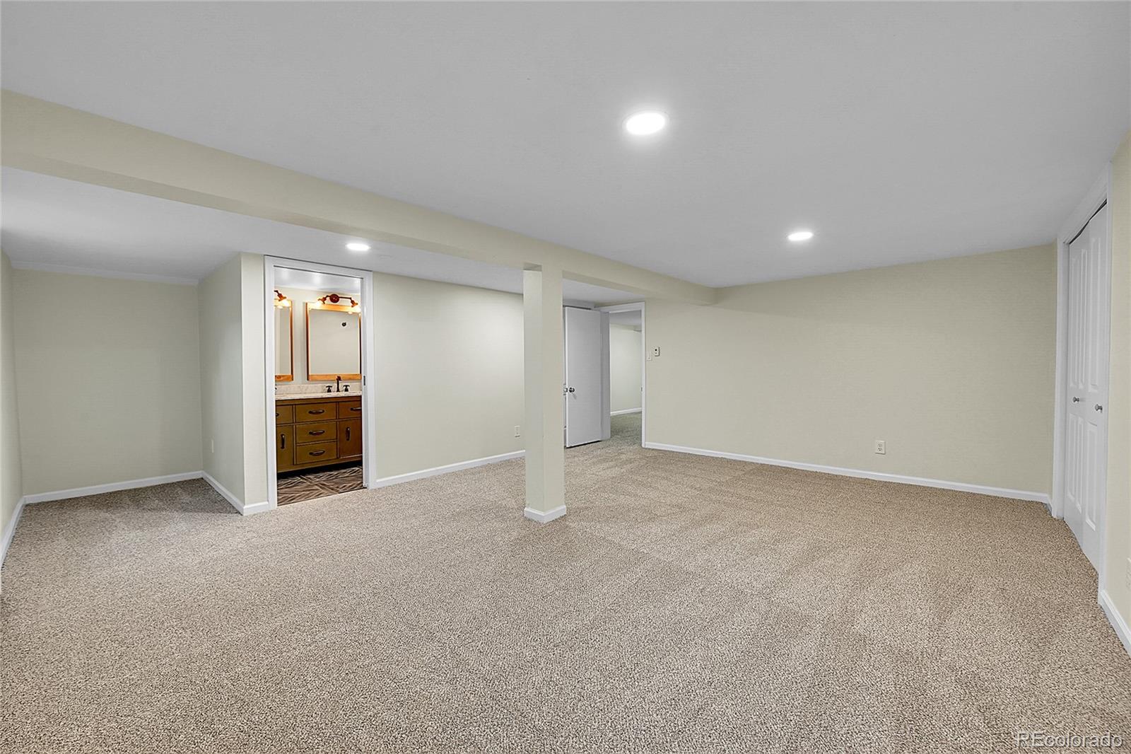 Basement bedroom / primary suite