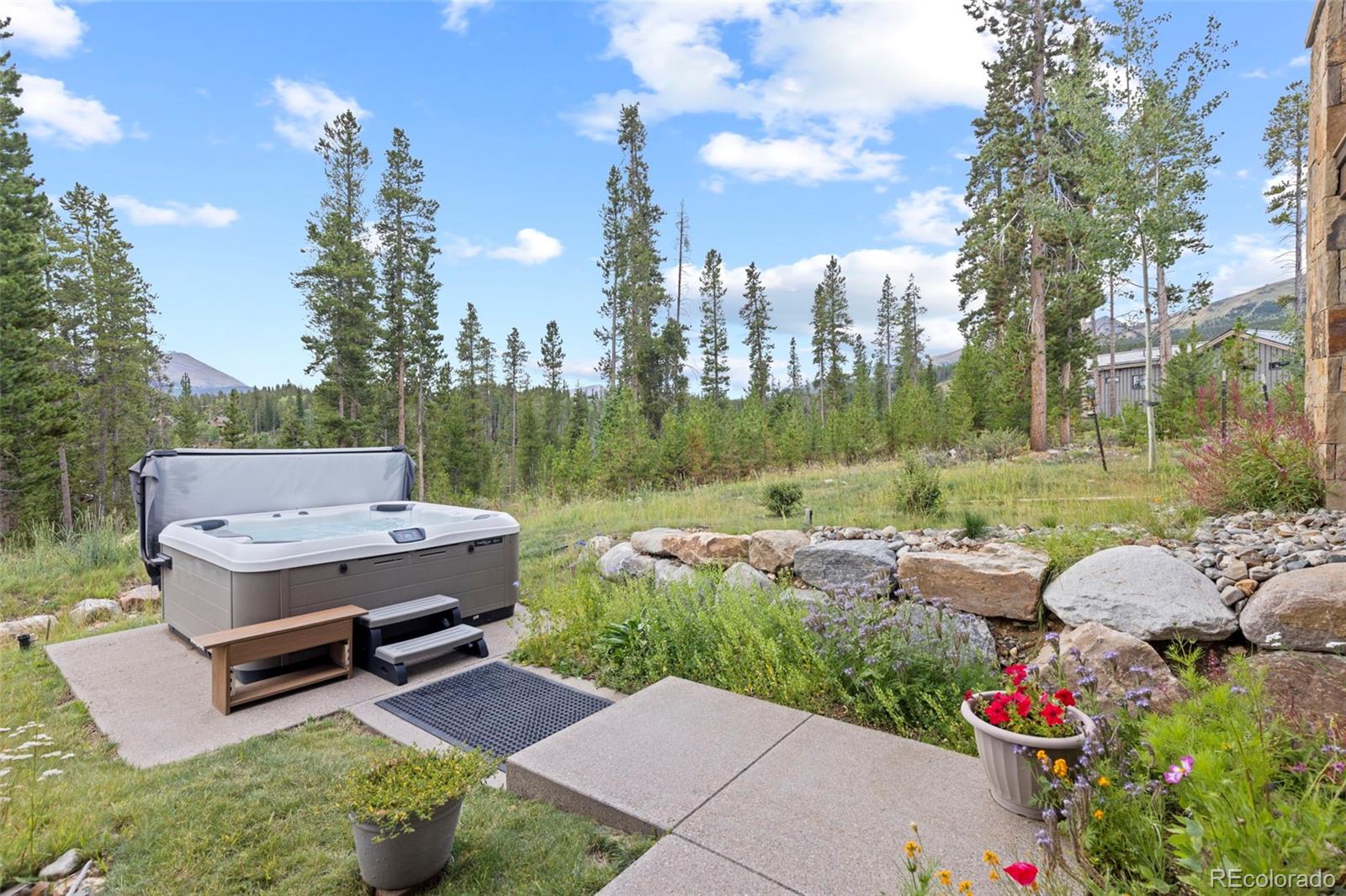 Private hot tub under the stars