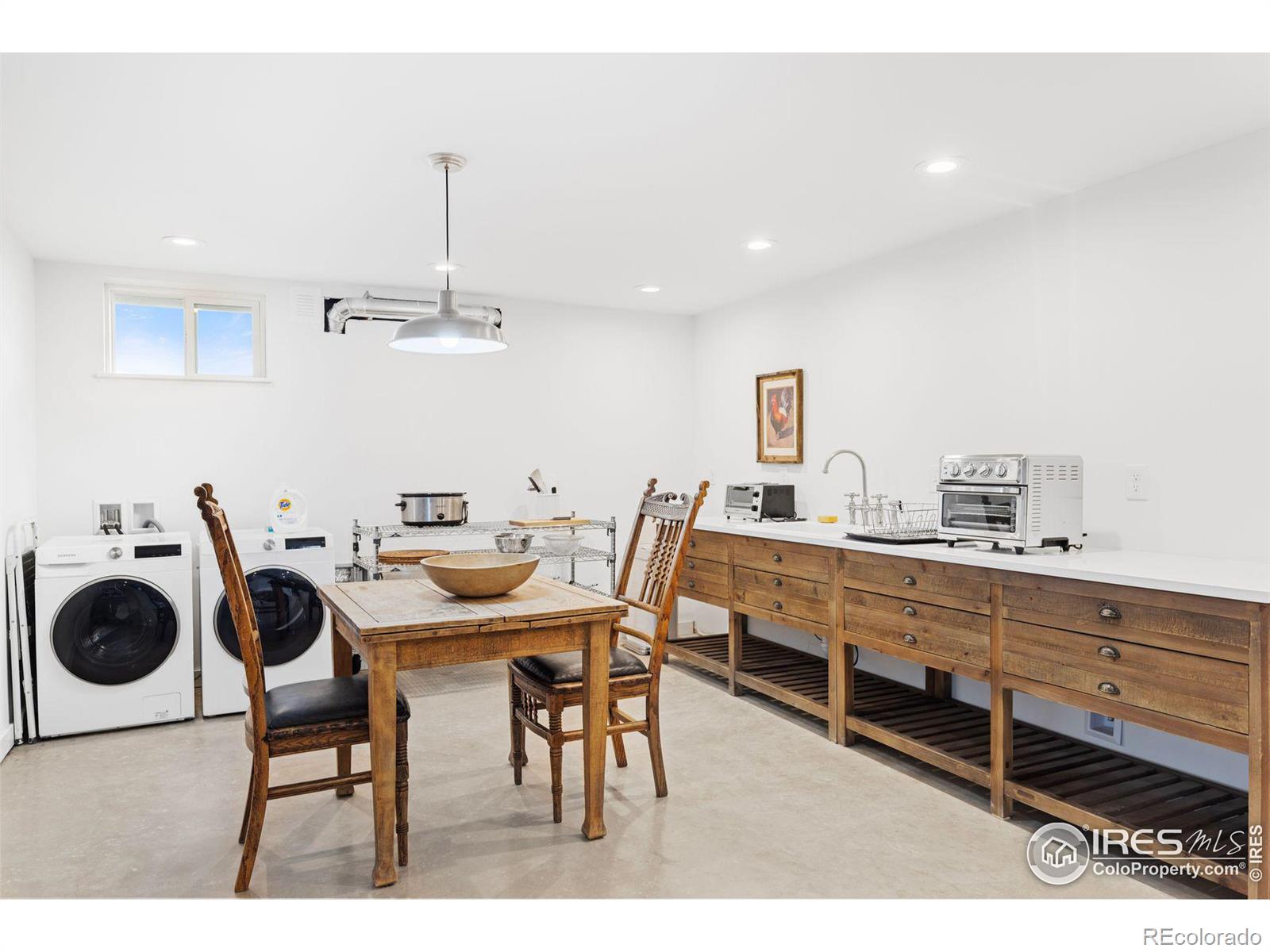 Lower Level Kitchenette and Secondary Laundry Room