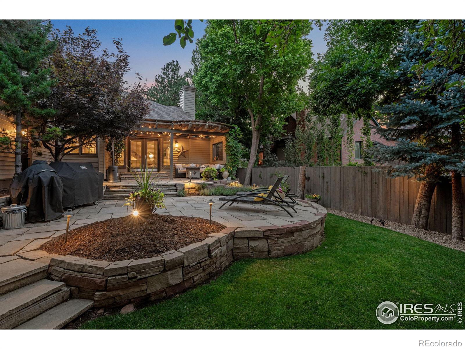 Combination of yard space and patio.