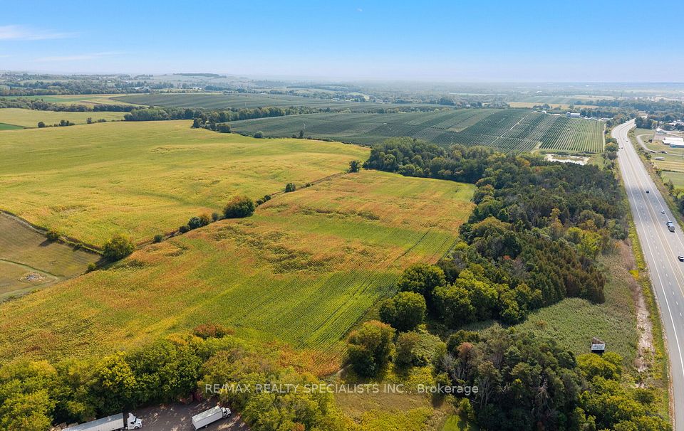 Commercial Land - M1 Zoning - 28.91 Acres - Orono