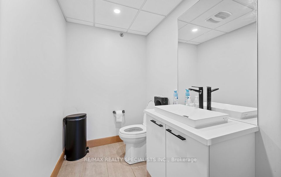 Commercial Land - M1 Zoning - 8.84 acres- Orono