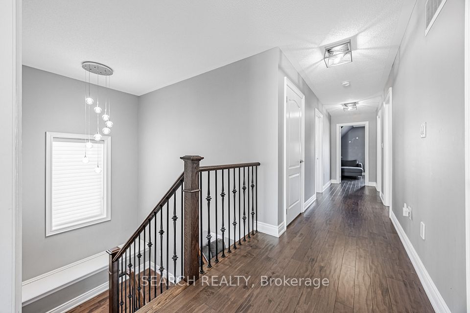E12454198/E12454198-17.jpg