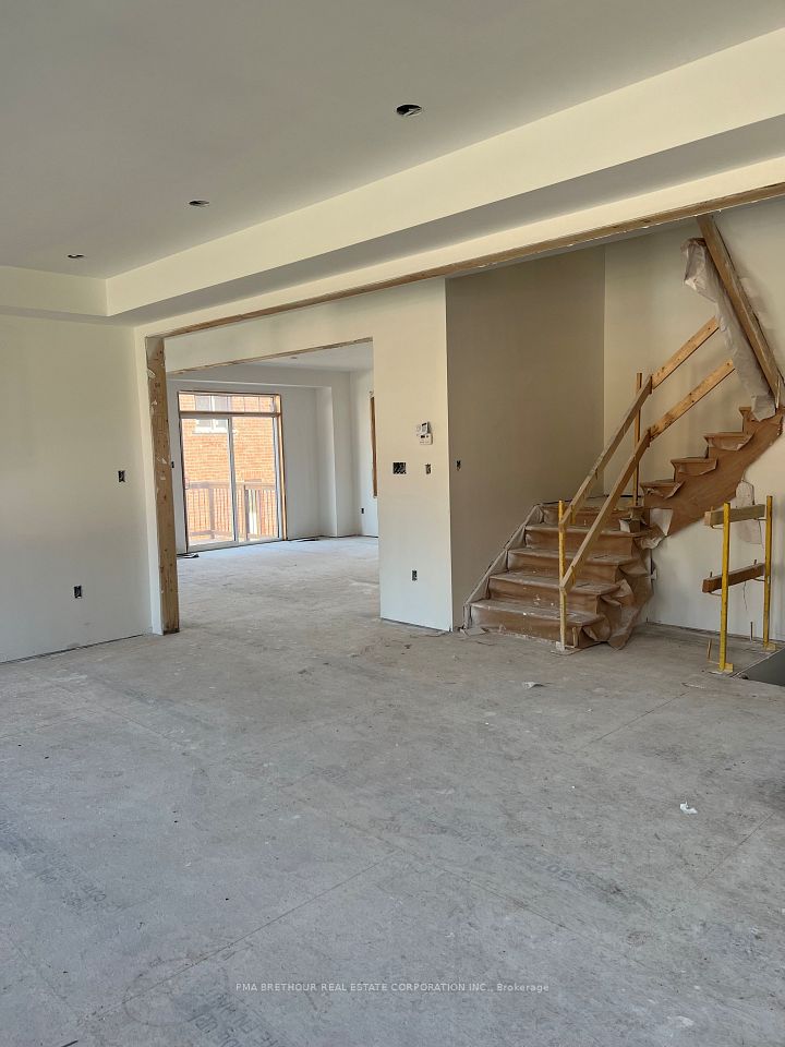 Holden Woods Lot 21 Stairs