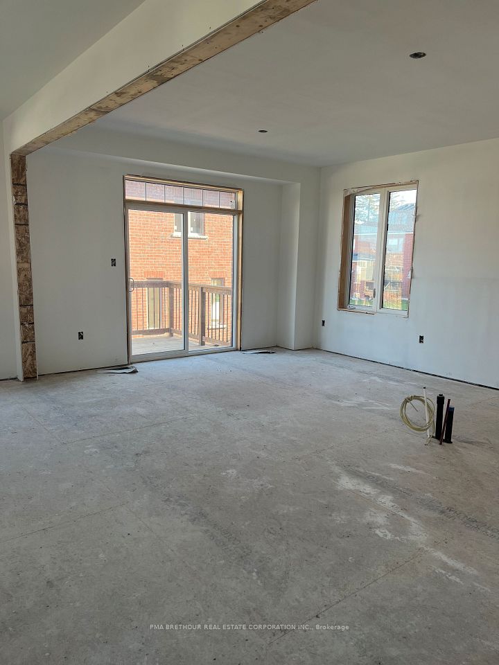 Holden Woods Lot 21 Breakfast Area