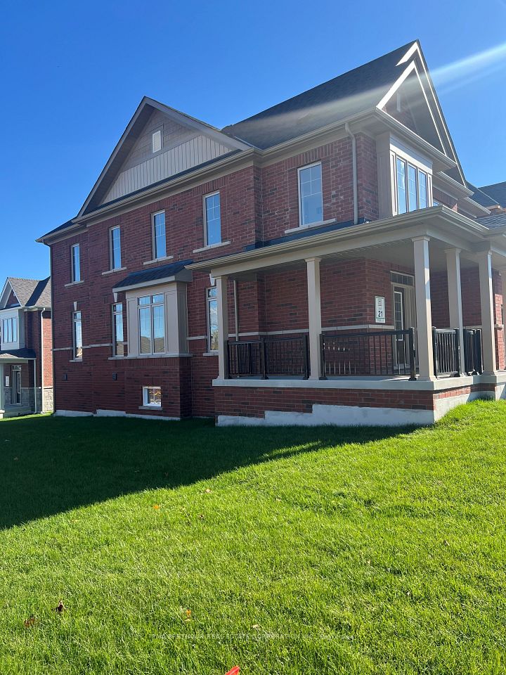 Holden Woods Lot 21 Exterior Side