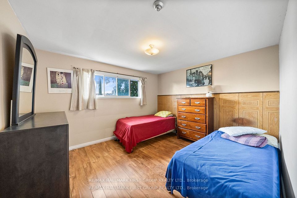 Sixth Bedroom