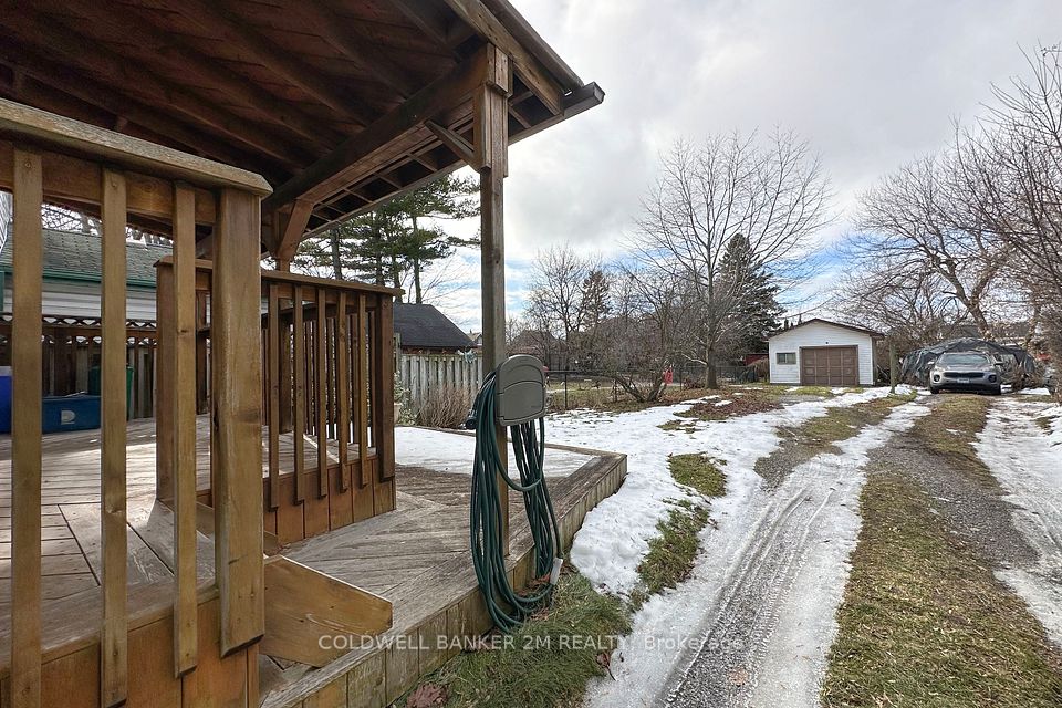 Large Backyard, Deck & Garage.