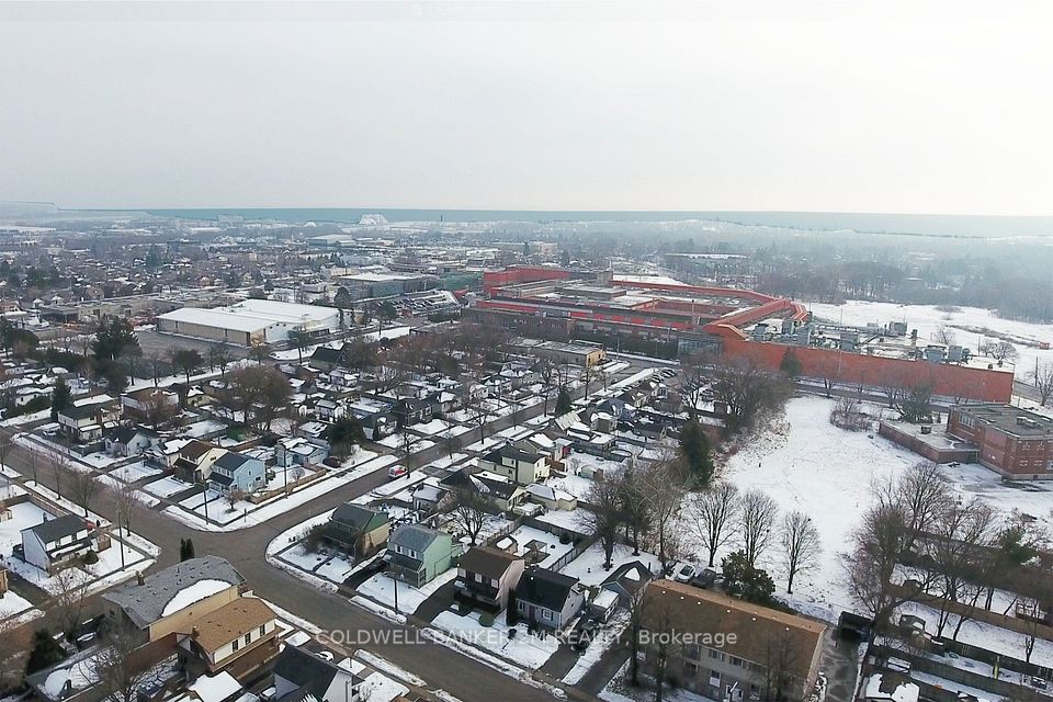 Aerial View of the Neighbourhood..