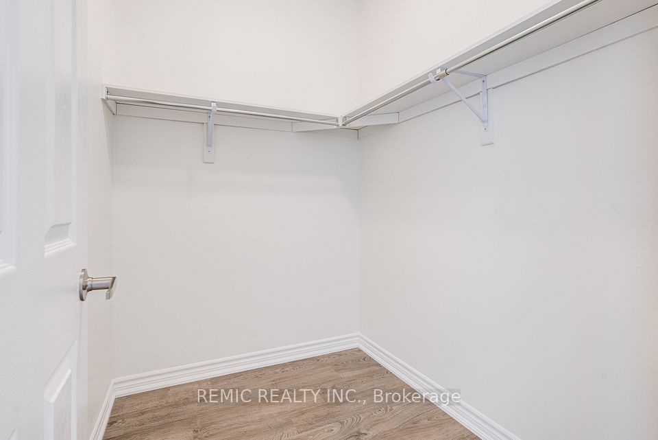 E12756218/E12756218-5.jpg