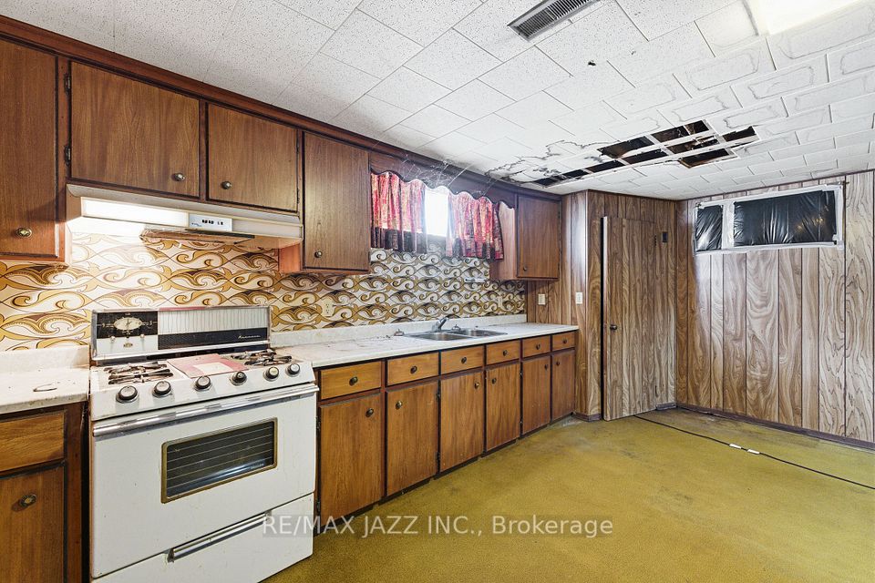 E12802956/E12802956-27.jpg
