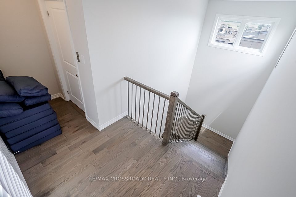 E12852540/E12852540-36.jpg