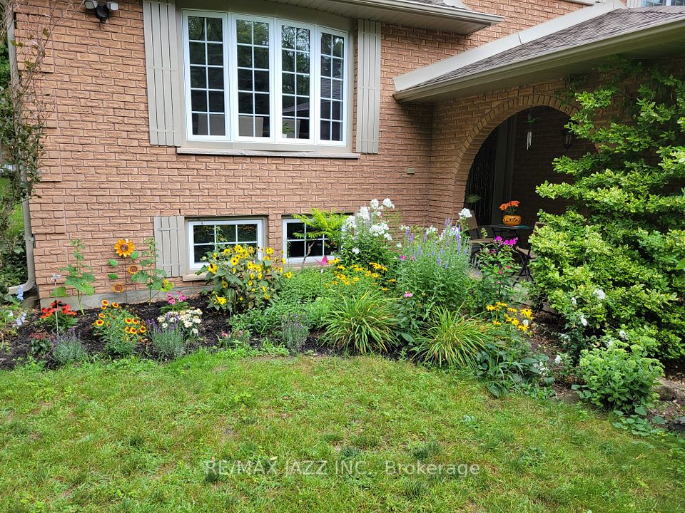 E12915888/E12915888-42.jpg