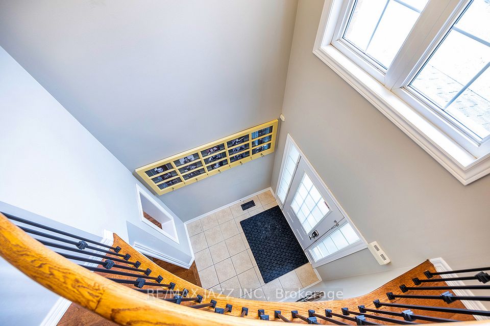E12953438/E12953438-4.jpg