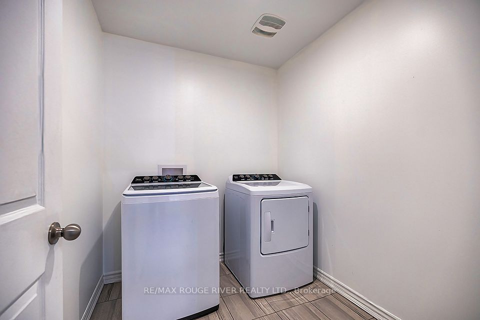 E12954146/E12954146-27.jpg