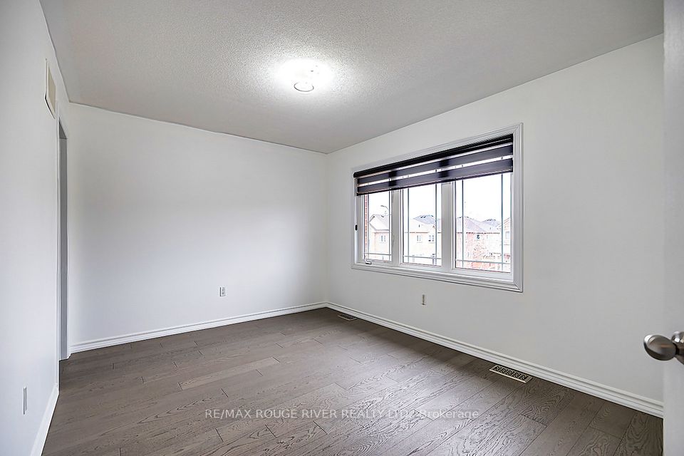 E12954146/E12954146-30.jpg
