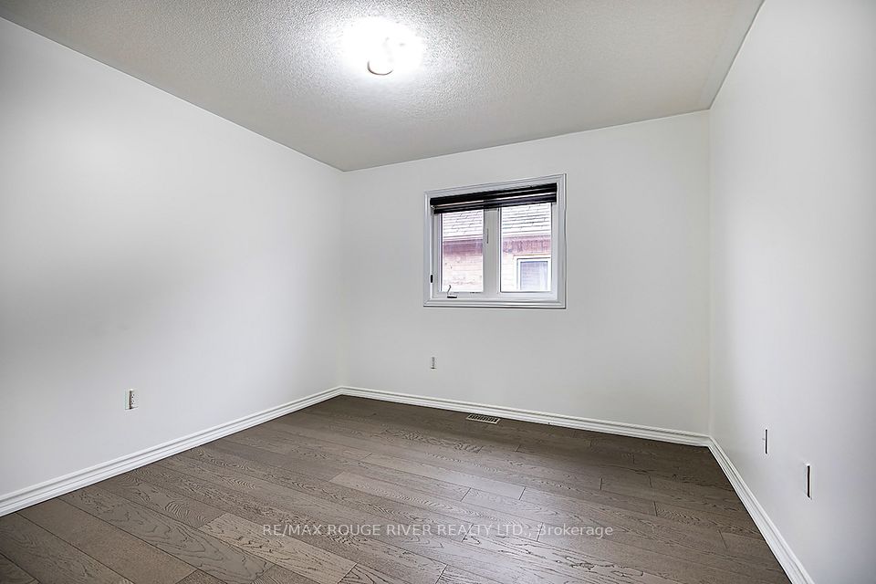 E12954146/E12954146-34.jpg