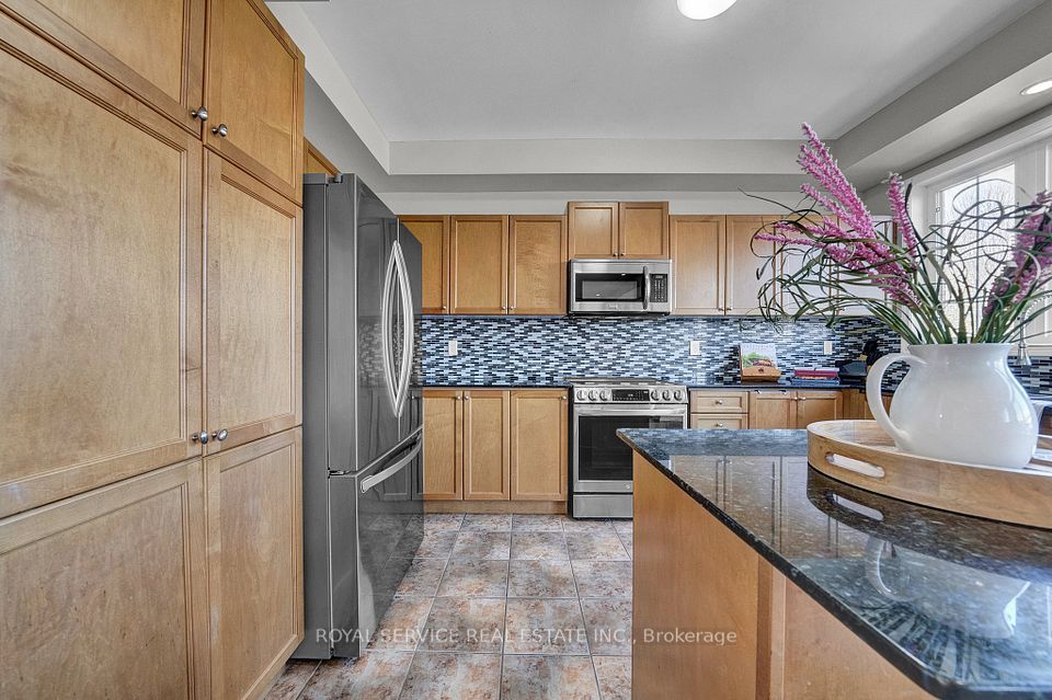 Large Floor to Ceiling Pantry Storage