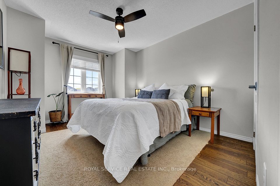 2nd Bedroom with Hardwood Floors & Overlooks front