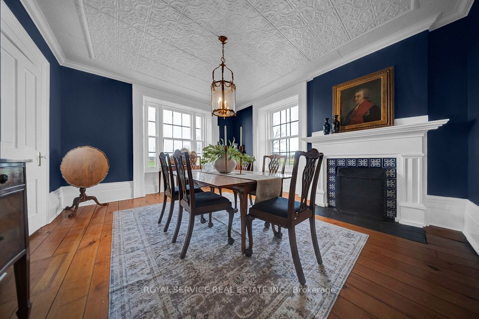 Feature Fireplace anchor the room (aesthetic only)