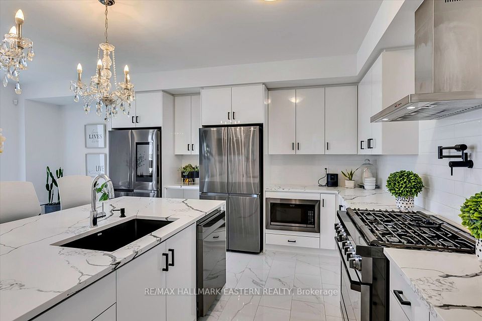 E13061760/E13061760-14.jpg