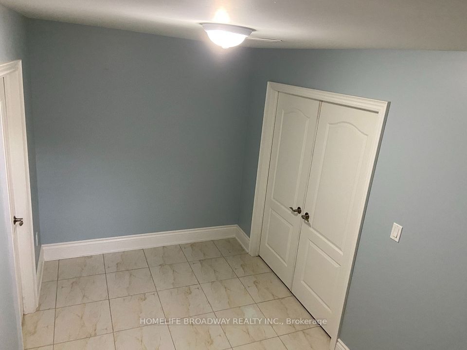 Basement landing area