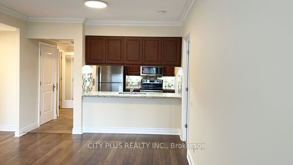 Kitchen With Breakfast Bar