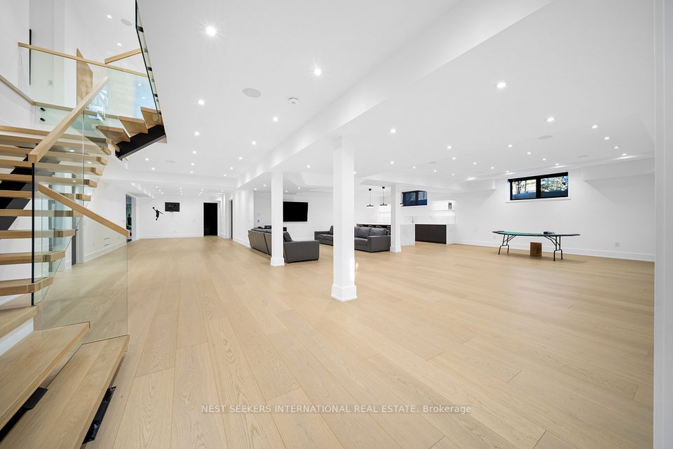 Bedroom 7 Nanny In-law Suite