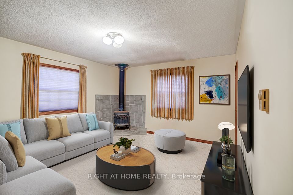 Upper Level Family - Virtually Staged