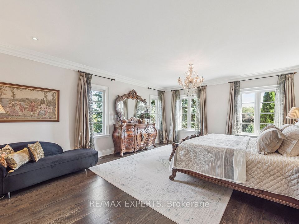 Prime Bedroom! Large Windows! Filled In with Light