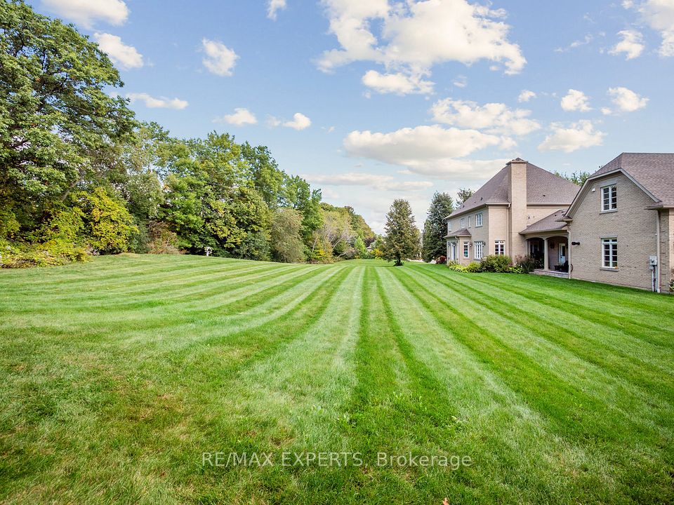 Well Maintained Huge Lot ,2.03 Acres! Very Private