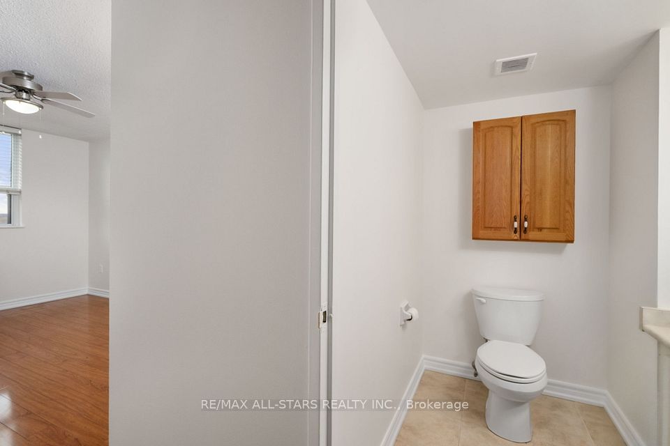 2 Piece ensuite bath to Primary