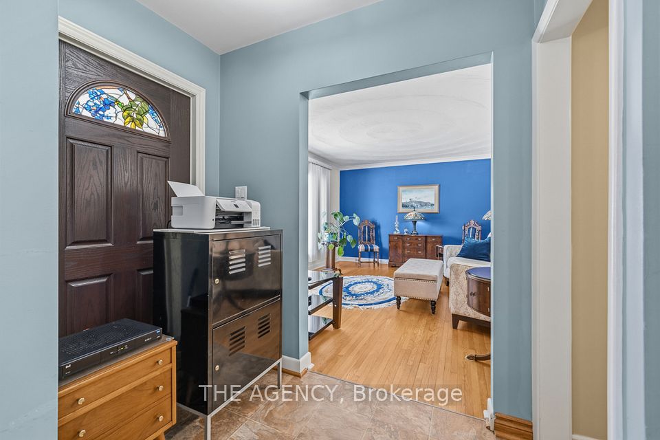 Office nook & second entrance