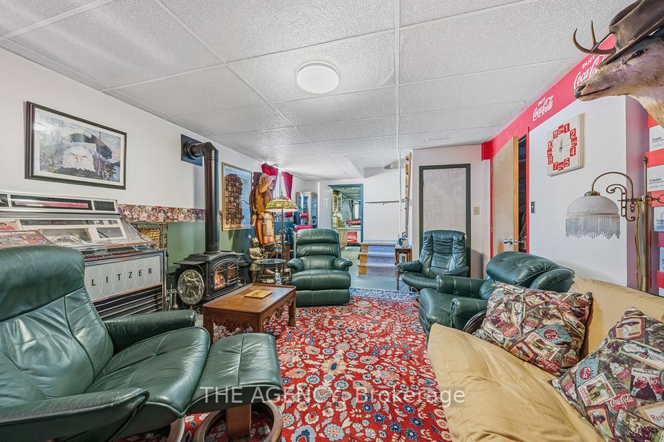 Red room w/ a gas fire place & w/o